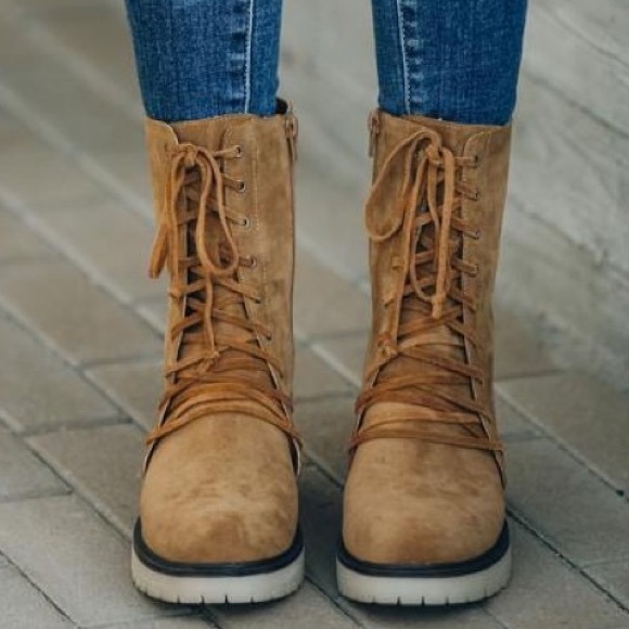 NWT Oasis Society Vegan Leather Suede Lace Up Chunky Boots Booties Camel Brown - Picture 2 of 7